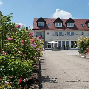 Felshof - Weingut & Gaestehaus Sommerhausen